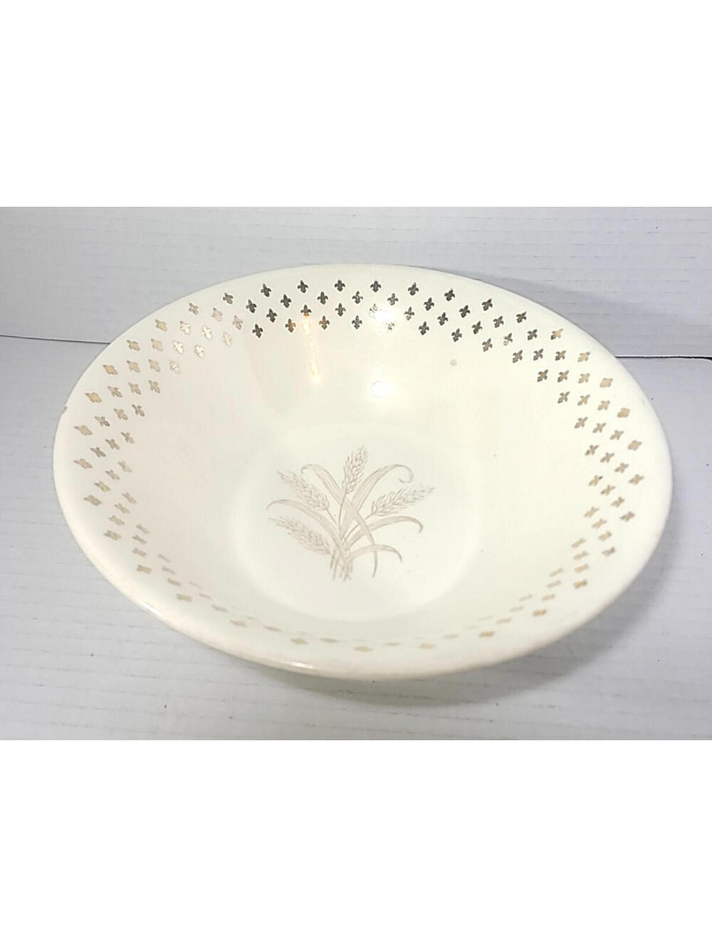 Vintage Homer Laughlin Golden Wheat 8.5" Serving Bowl Cream and Gold